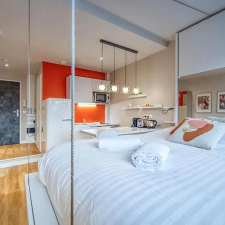 Appartement R'apparts Le Luxury Num 4 *